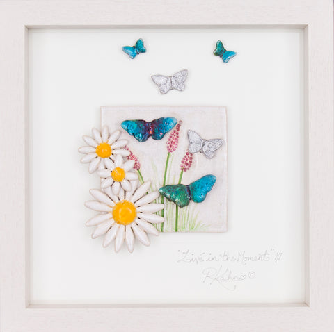 Live in the Moment (ft13) Sm