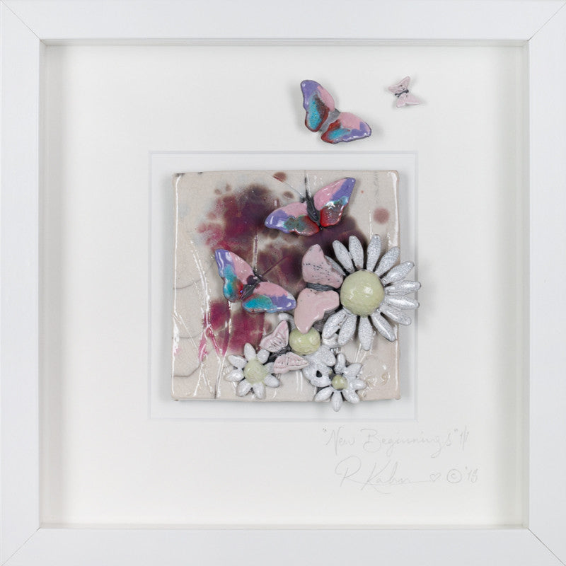New Beginnings floral butterfly Sm i